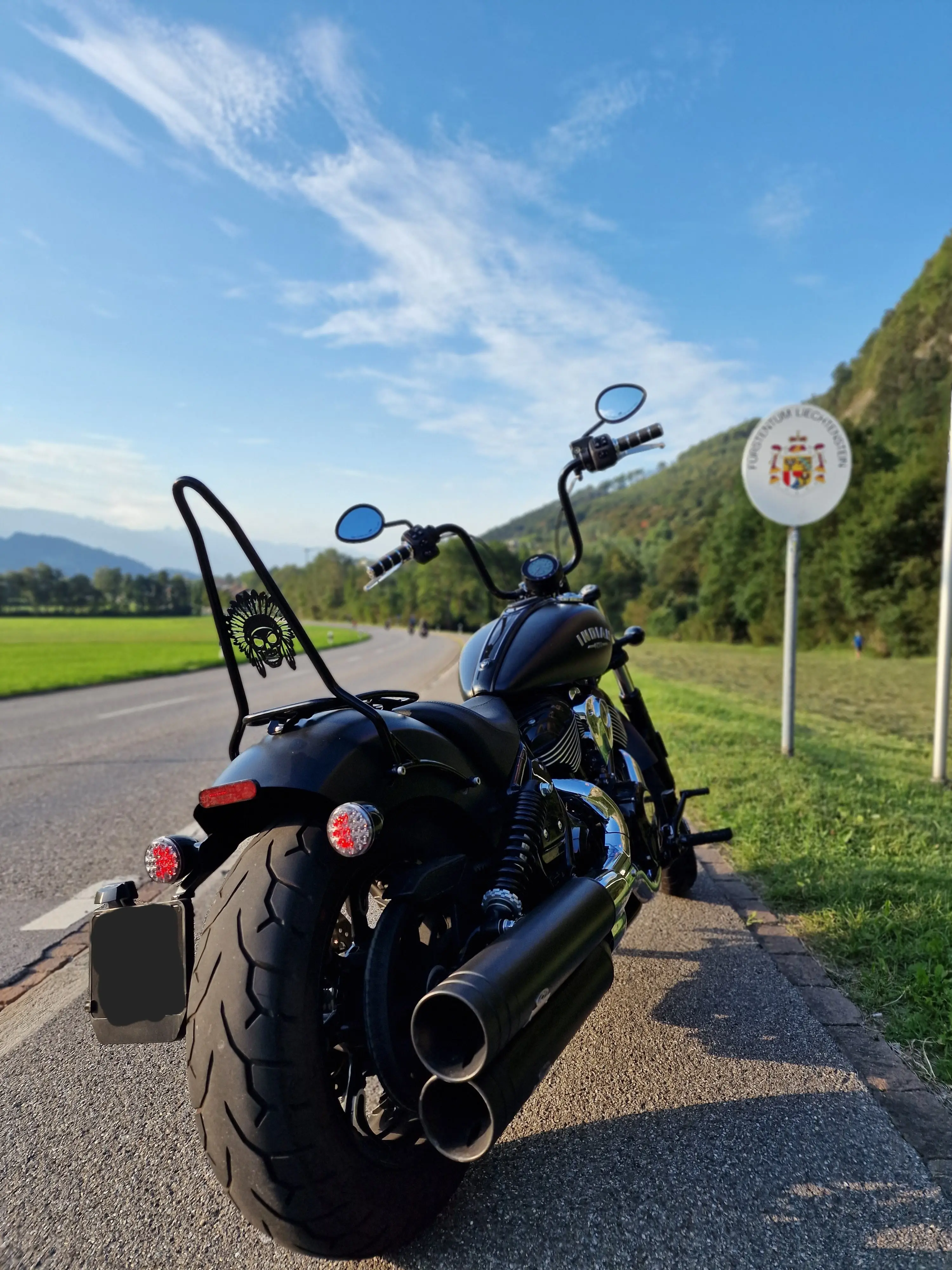 Classic Sissy Bars for Indian Chief 2022+ - Multiple Styles and Sizes - Image 32