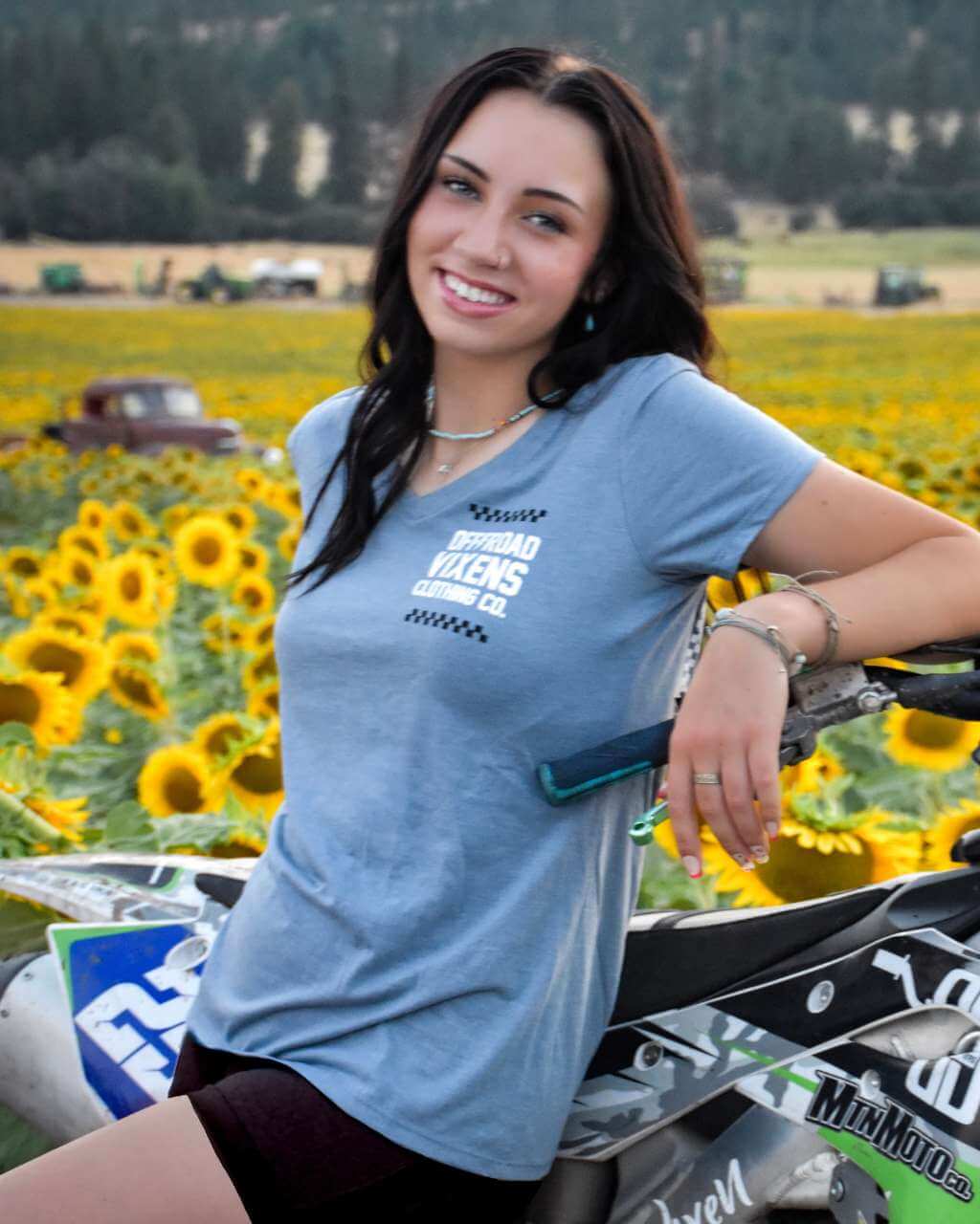 Bandana Ladies V Neck Tee - Image 3