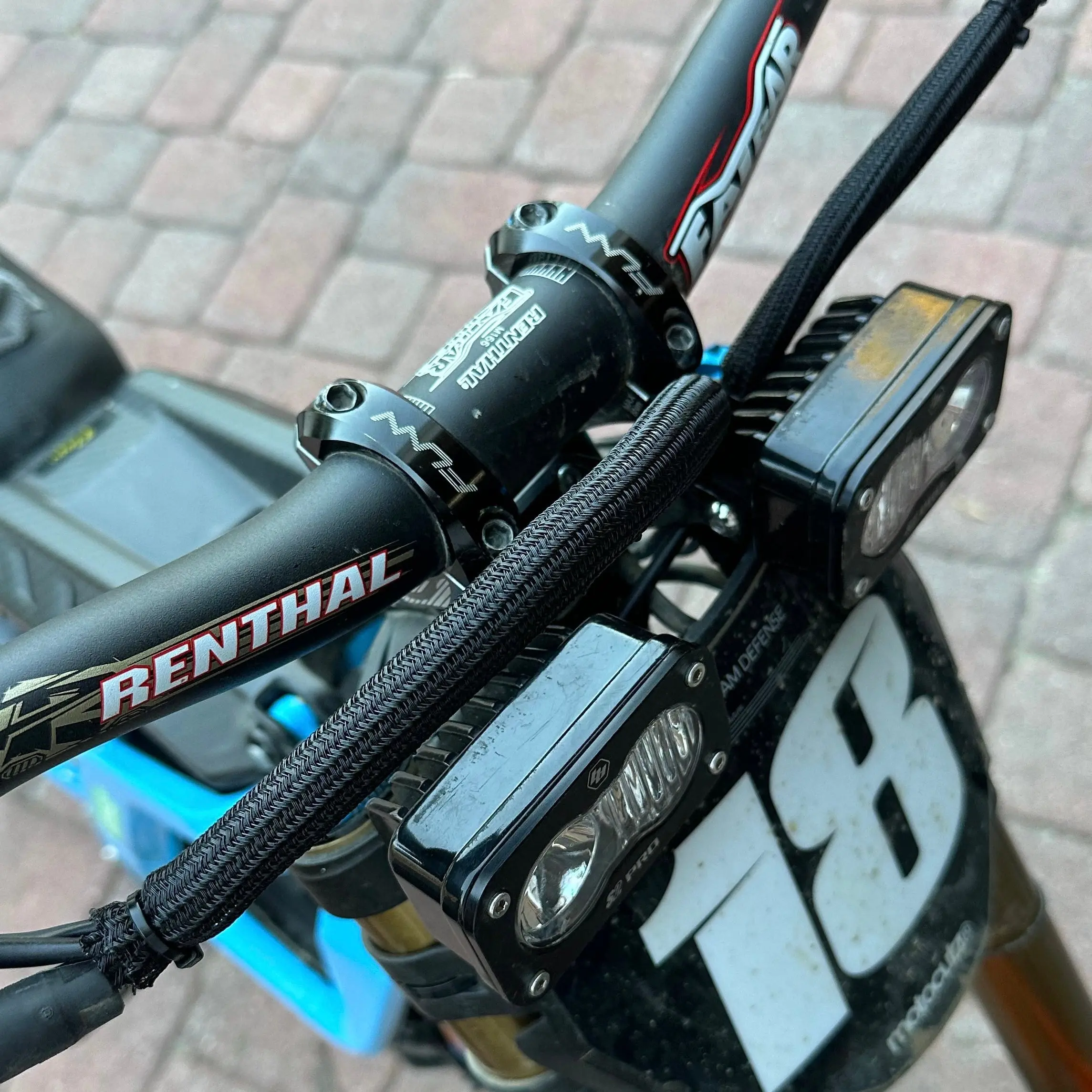 E-Bike Cockpit Clean Up Kit - Wiring Organization Kit - Image 3