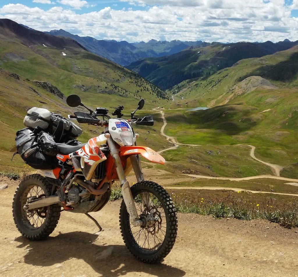 Coyote Saddlebag 39L – Giant Loop Rackless Adventure System (Black) - Image 13