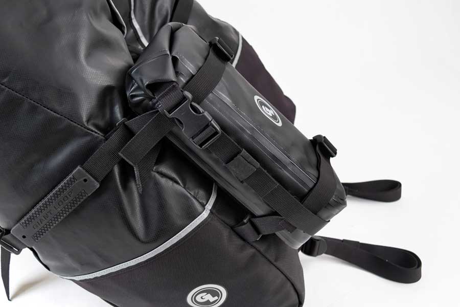 Coyote Saddlebag 39L – Giant Loop Rackless Adventure System (Black) - Image 9