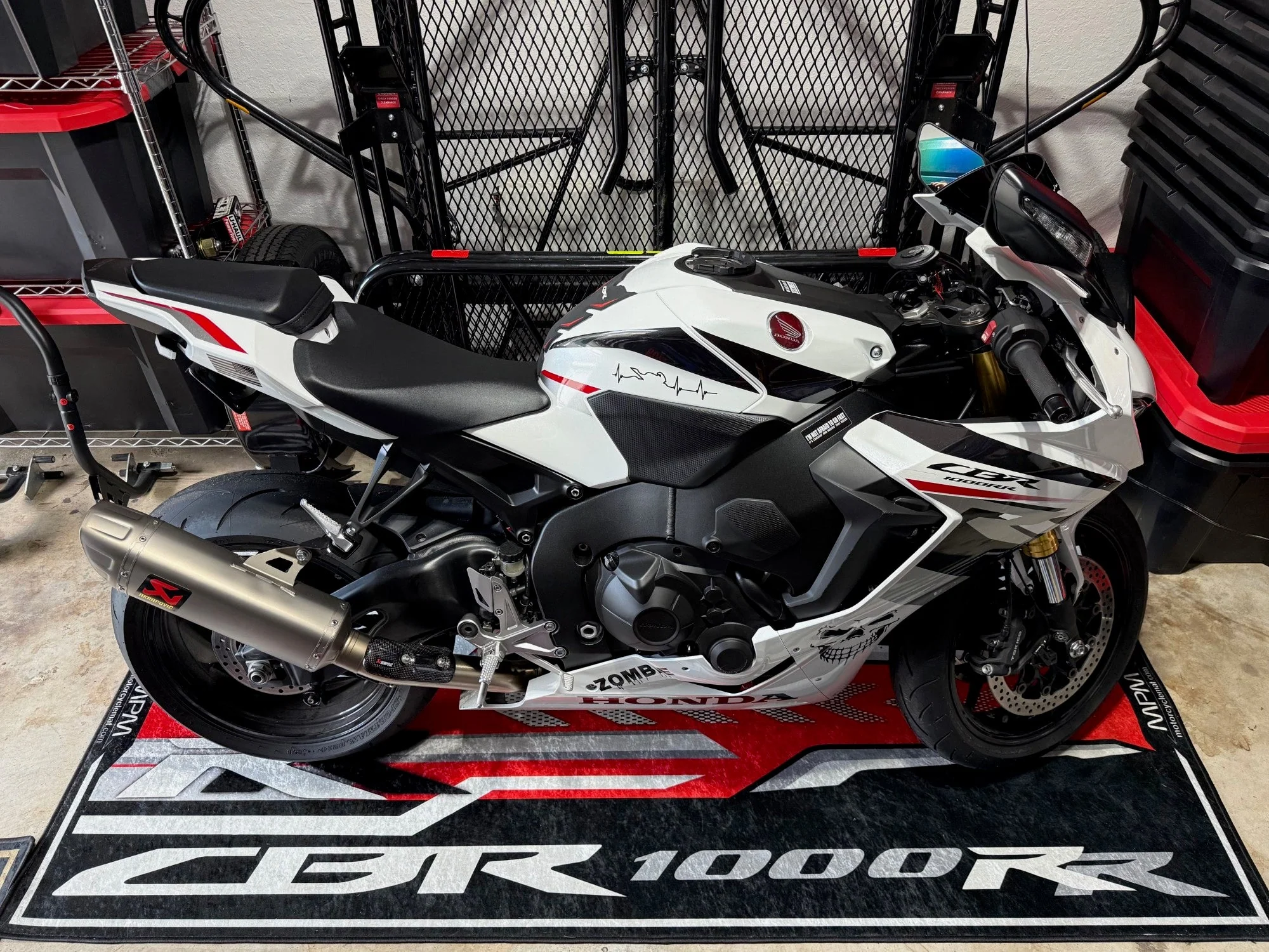 Designed Pit Mat for Honda CBR1000RR Motorcycle - MM7442 - Image 11