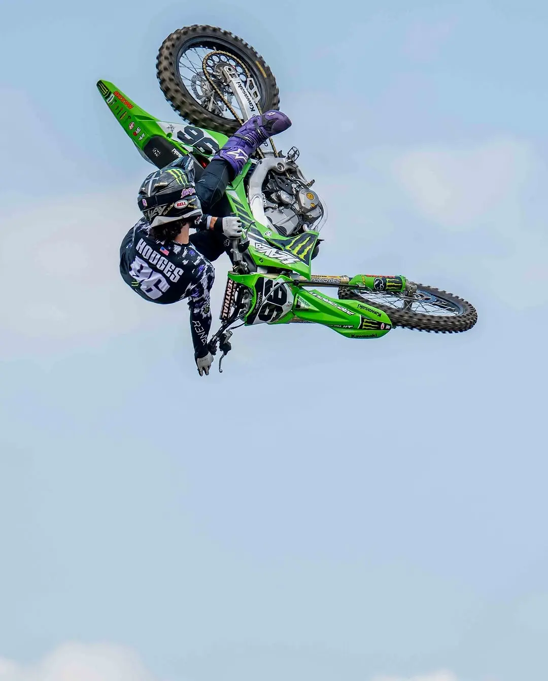 EVS Slayco 96 Ghost Leopard Knee Guard - Limited Edition Axel Hodges Knee Guards - Image 11