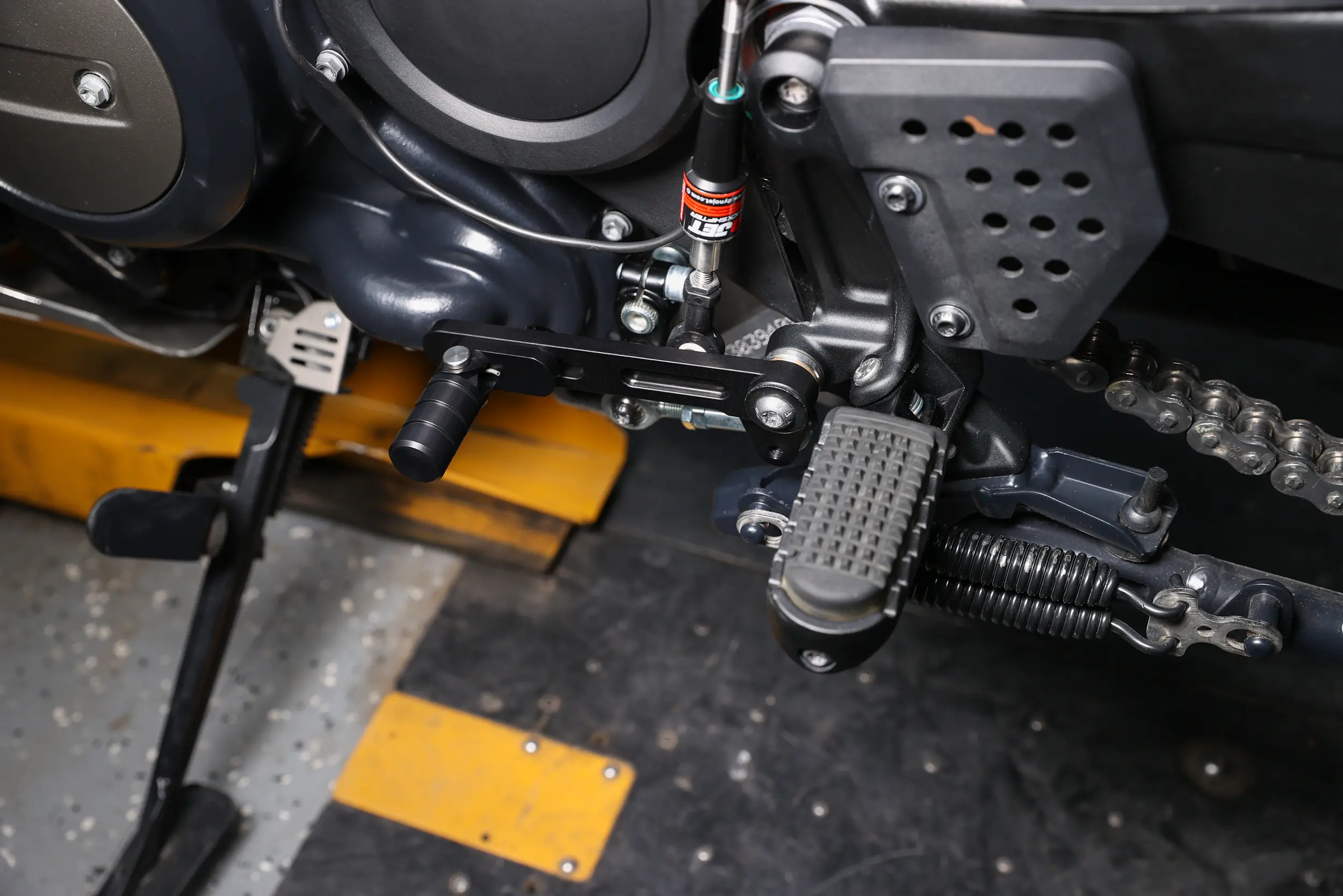 Folding Shift Lever for 2021 Harley Davidson Pan America 1250 - Image 2
