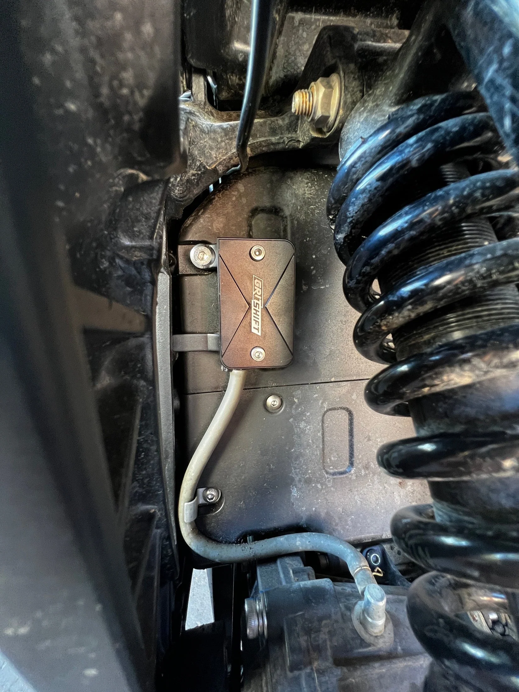 GritShift Billet Gear Box Breather Kit V2 - Image 4