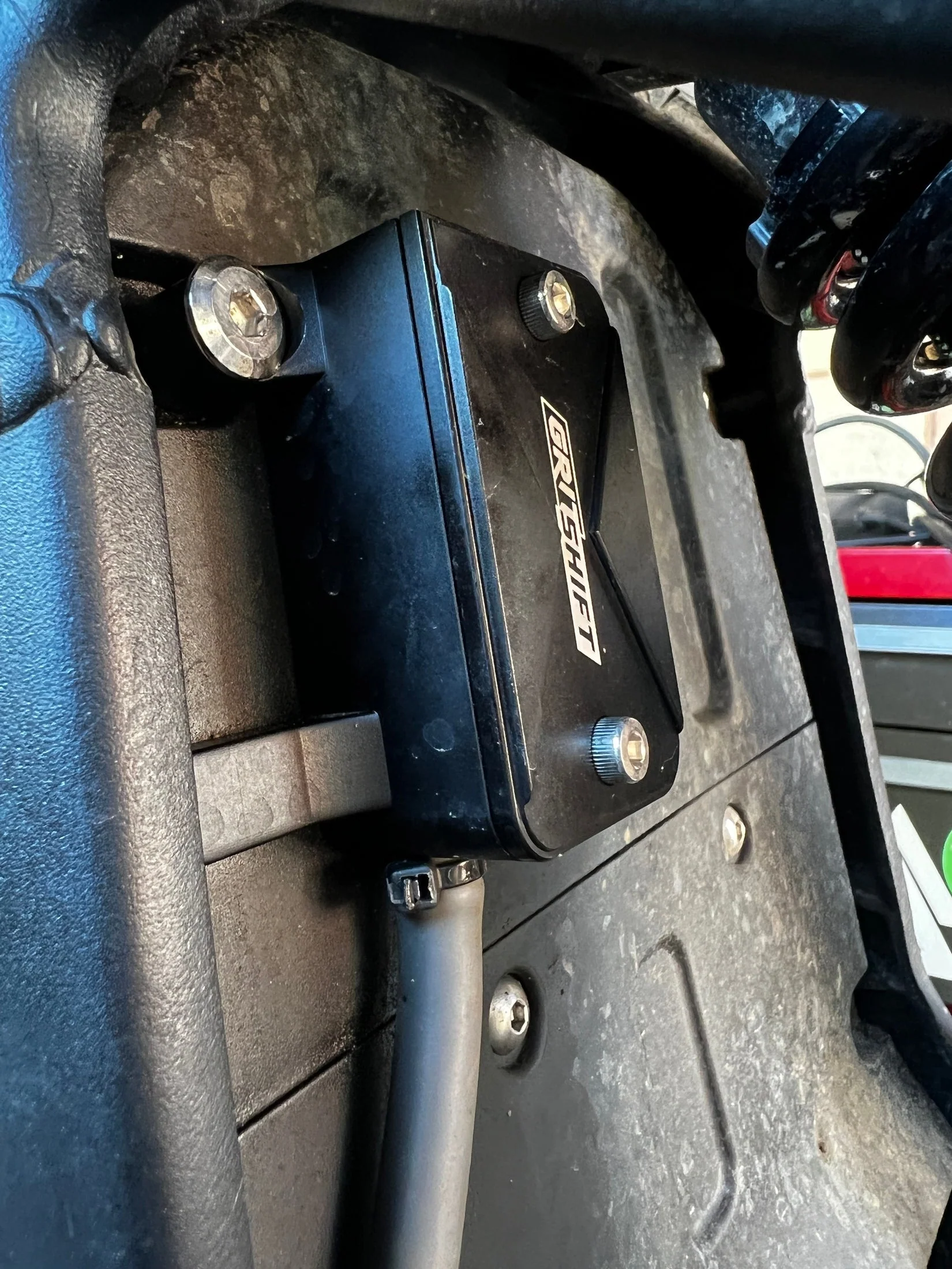GritShift Billet Gear Box Breather Kit V2 - Image 5