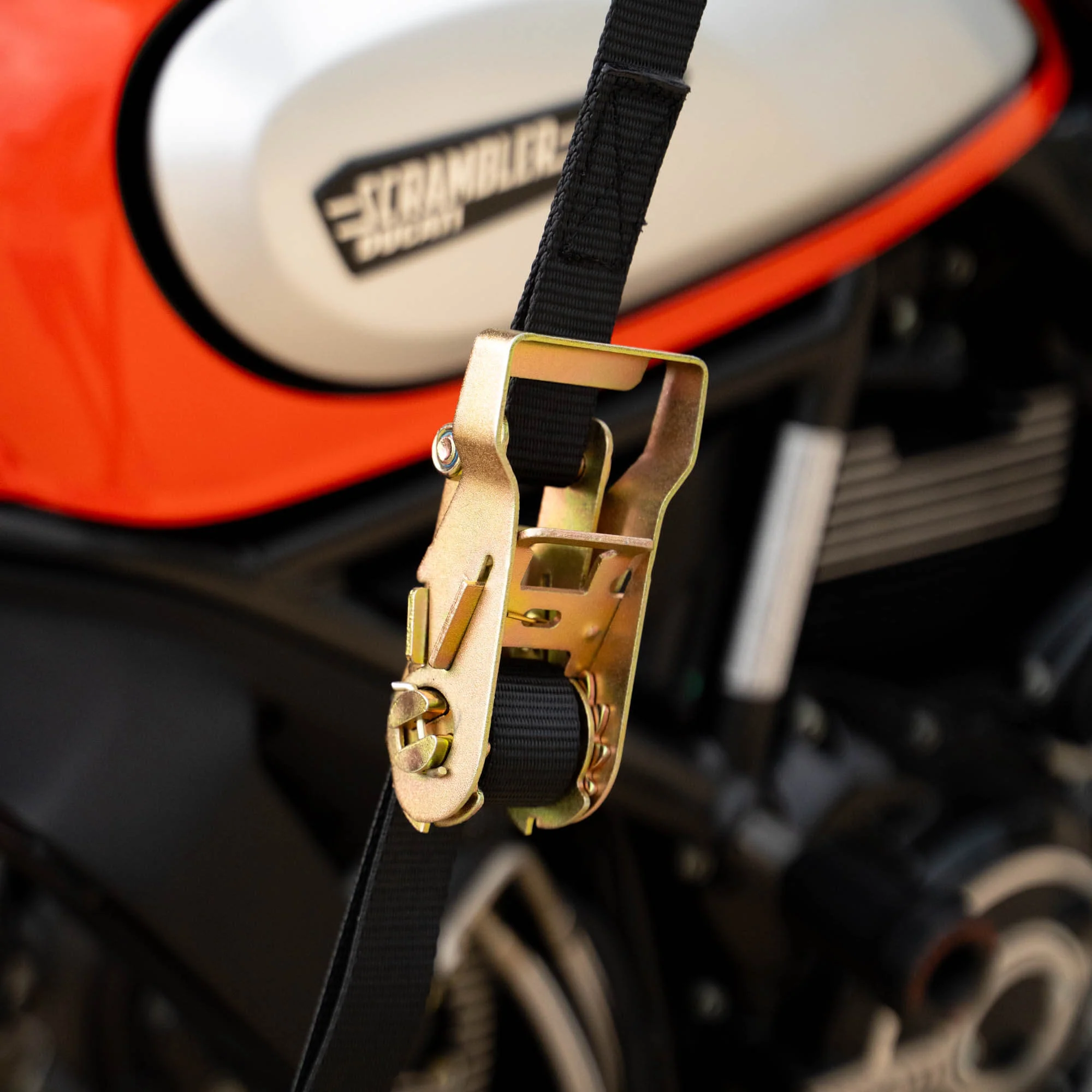 MotoTote HandleCuff Ratcheting Tie Downs - Image 9