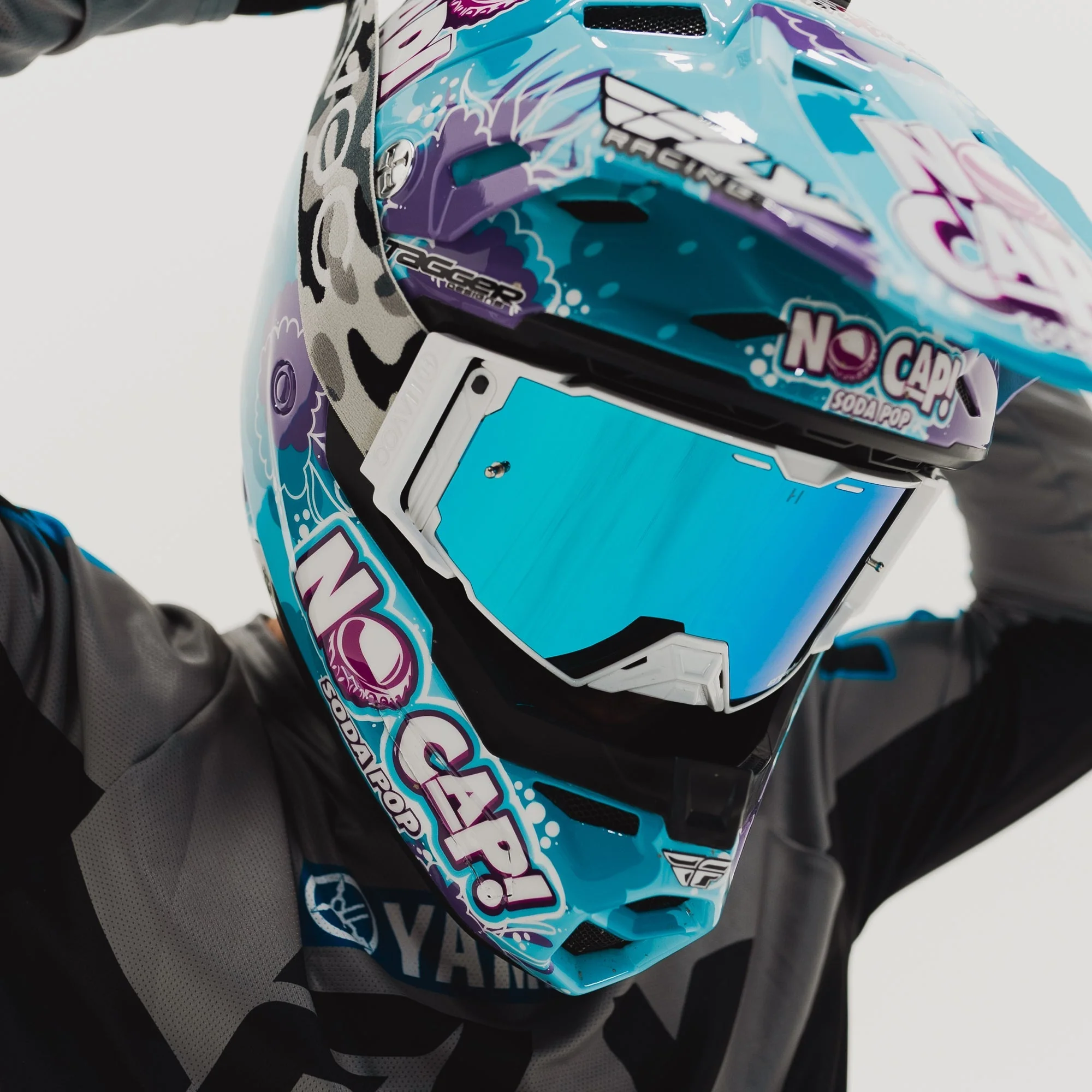 Havoc Arctic Camo Helios Goggles - Image 3