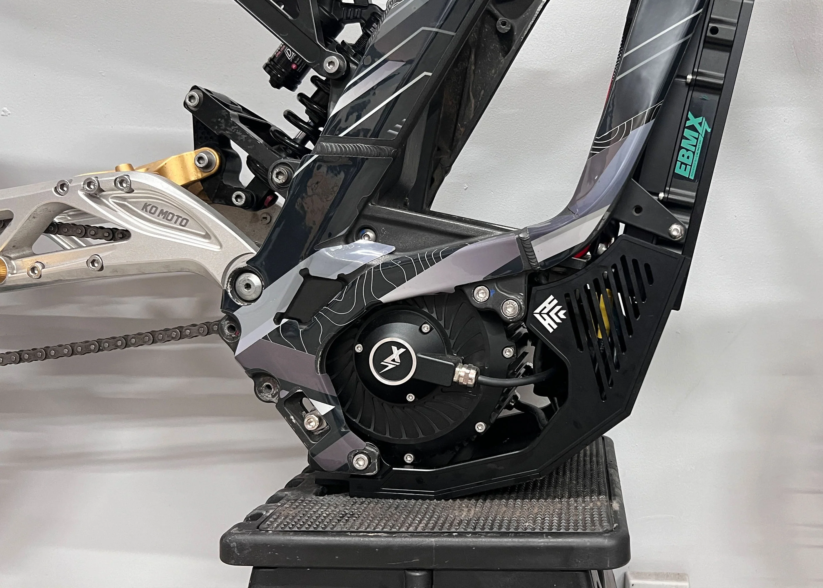 Heavy Hitter Skid Plate for Surron | Segway - Image 3