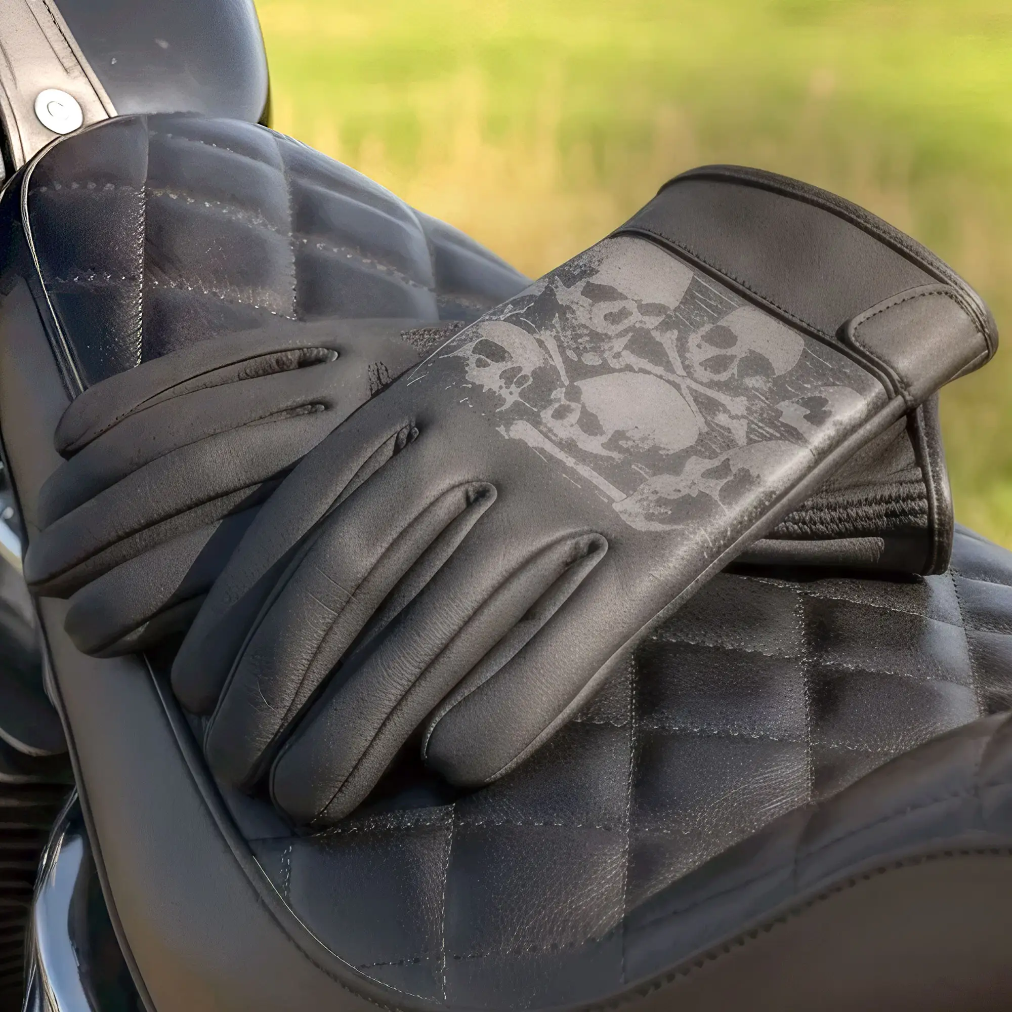 Hot Leathers Ancient Skull Leather Gloves - Image 6