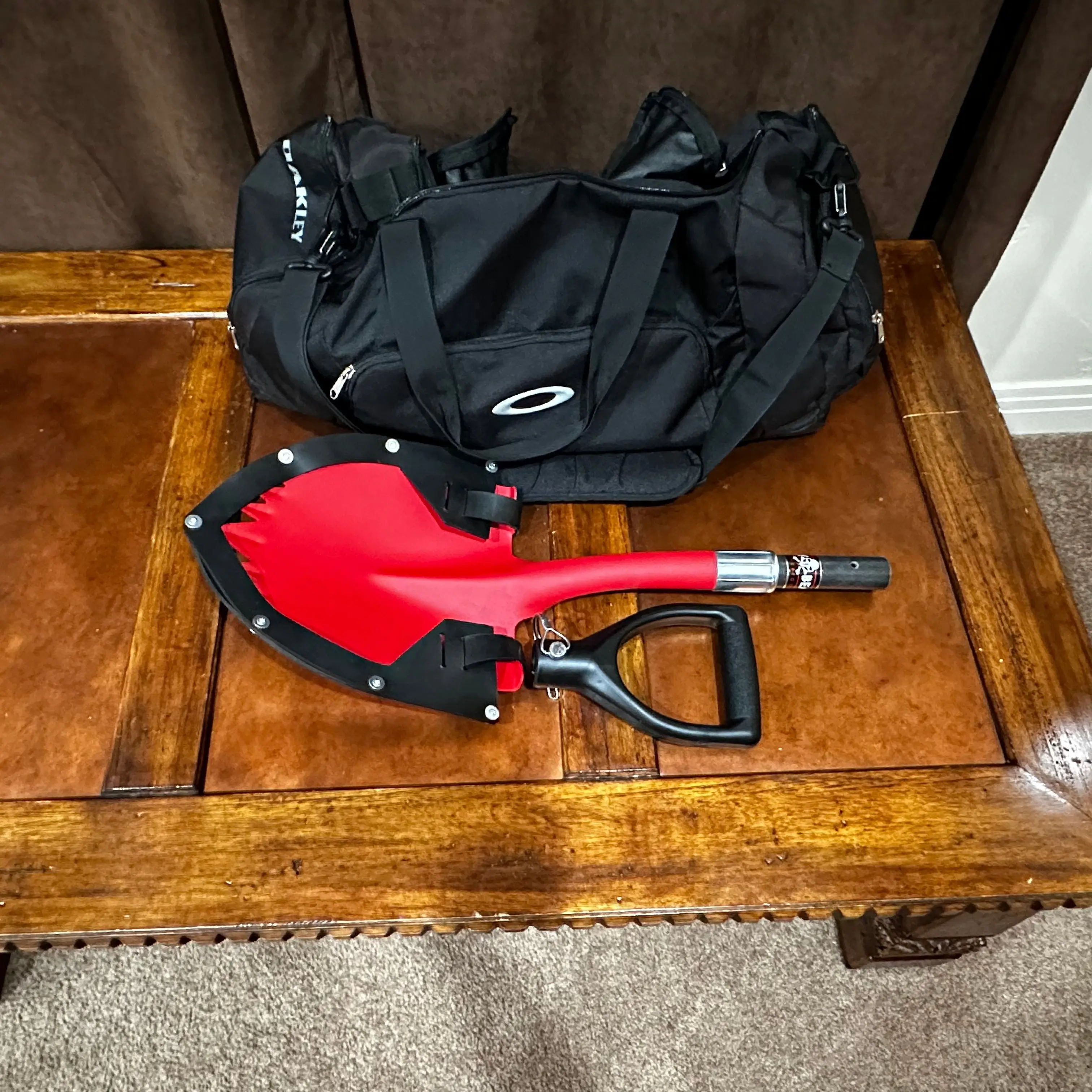 Krazy Beaver Mini Shovel  with guard(Textured Red Head / Black Handle # 45642) - Image 4