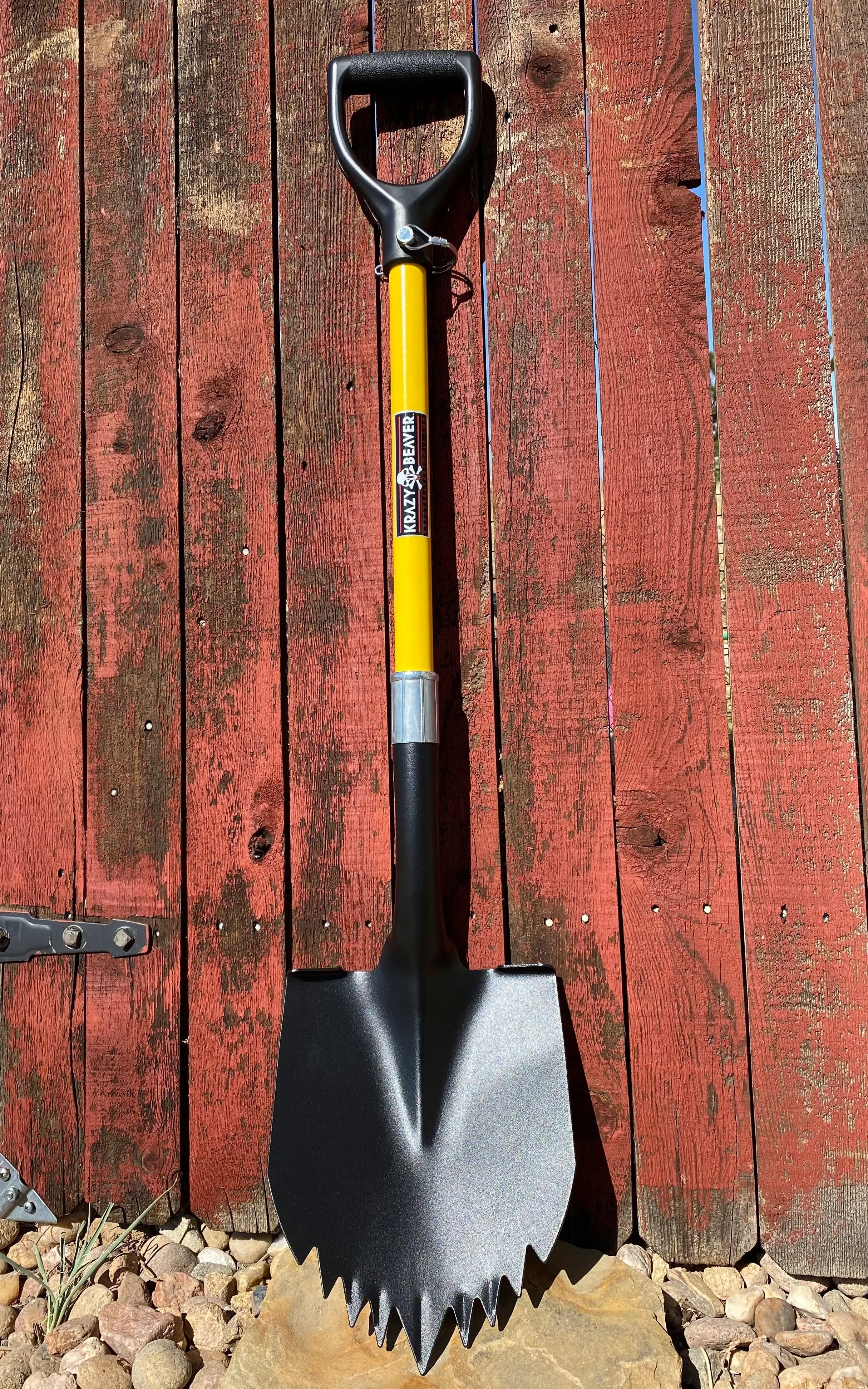 Krazy Beaver Shovel (Black Textured Head / Yellow Handle 45635) - Image 2