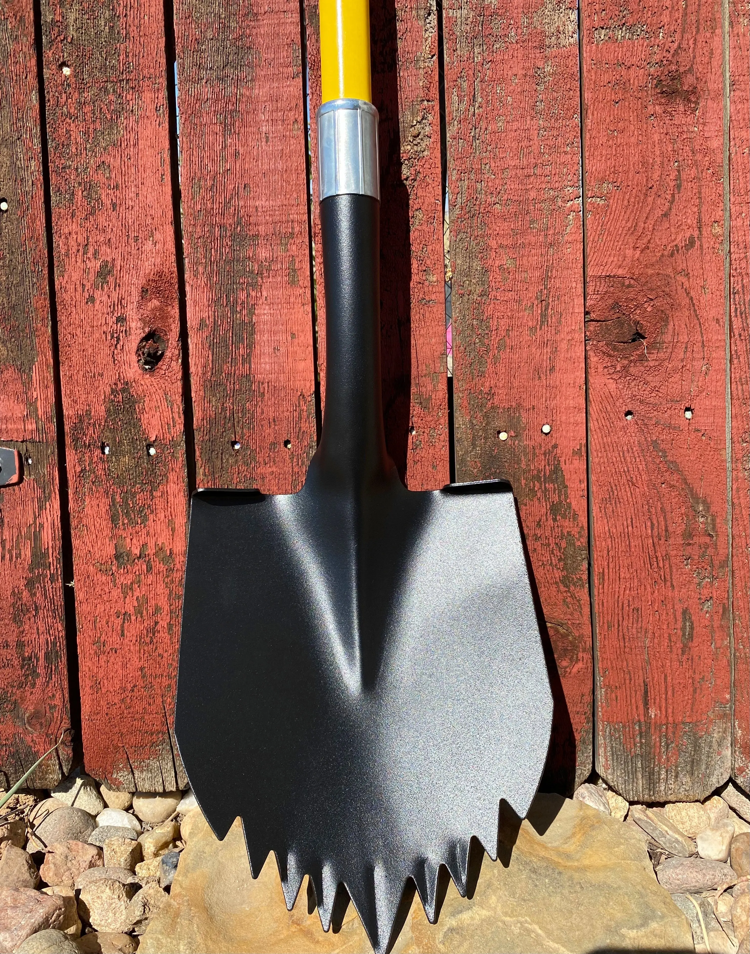 Krazy Beaver Shovel (Black Textured Head / Yellow Handle 45635) - Image 3