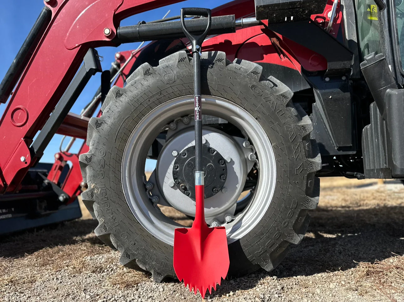 Krazy Beaver Shovel XL (Red Textured Head / Black Handle) - Image 2