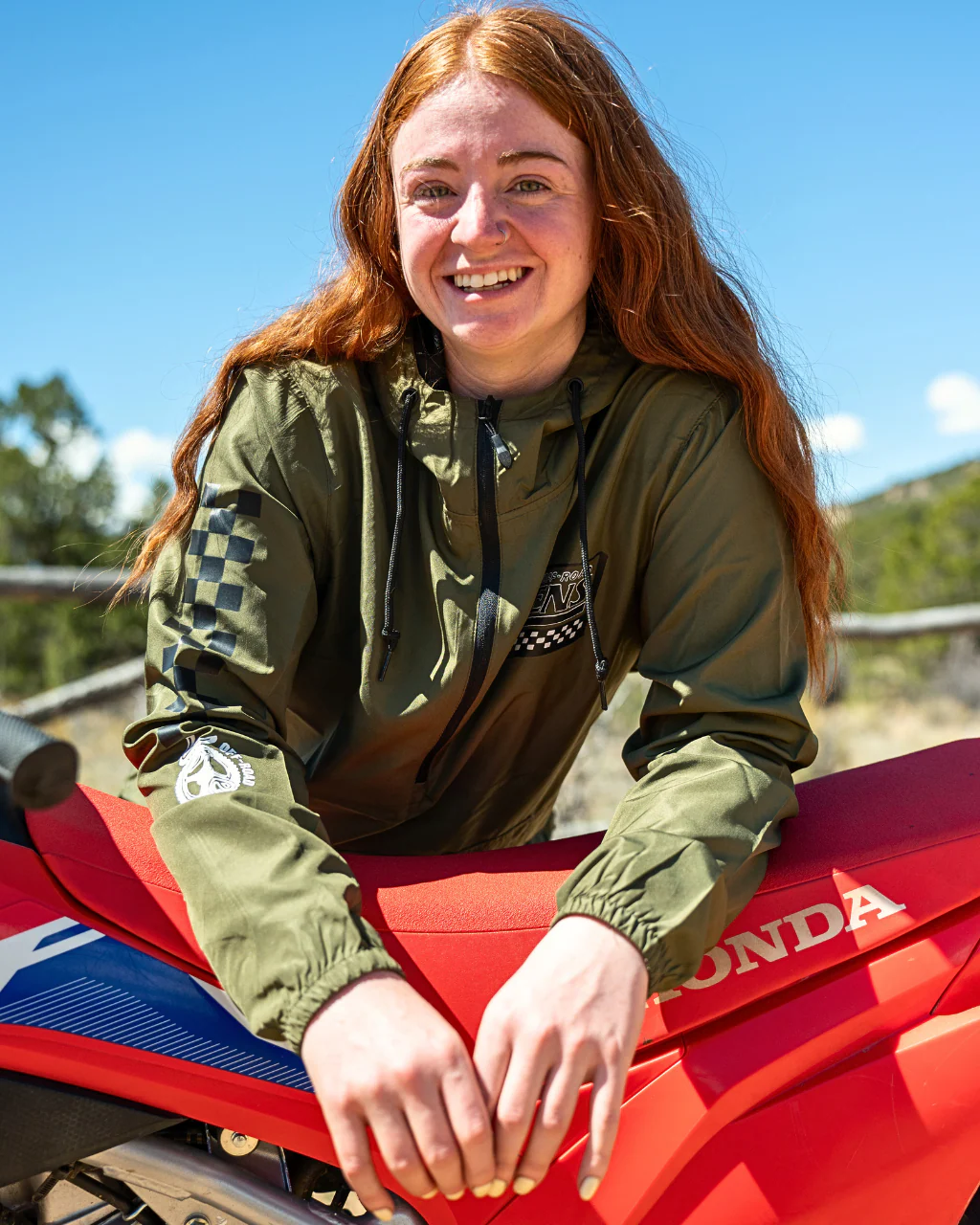 Off the Wall Pullover Windbreaker - Image 4