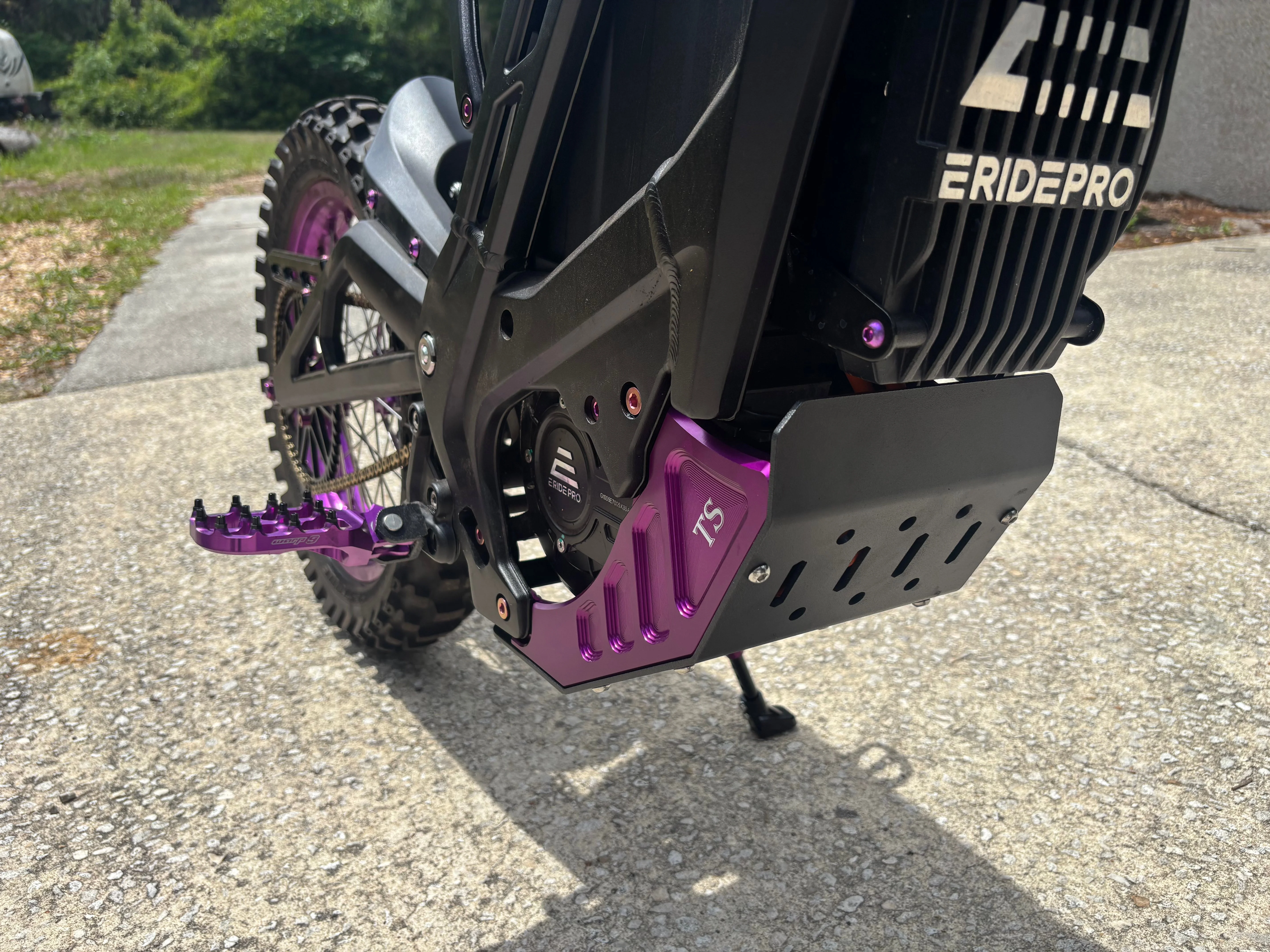 Premium Aluminum Bash Plate for E-Ride Pro SS 2.0 - Image 9