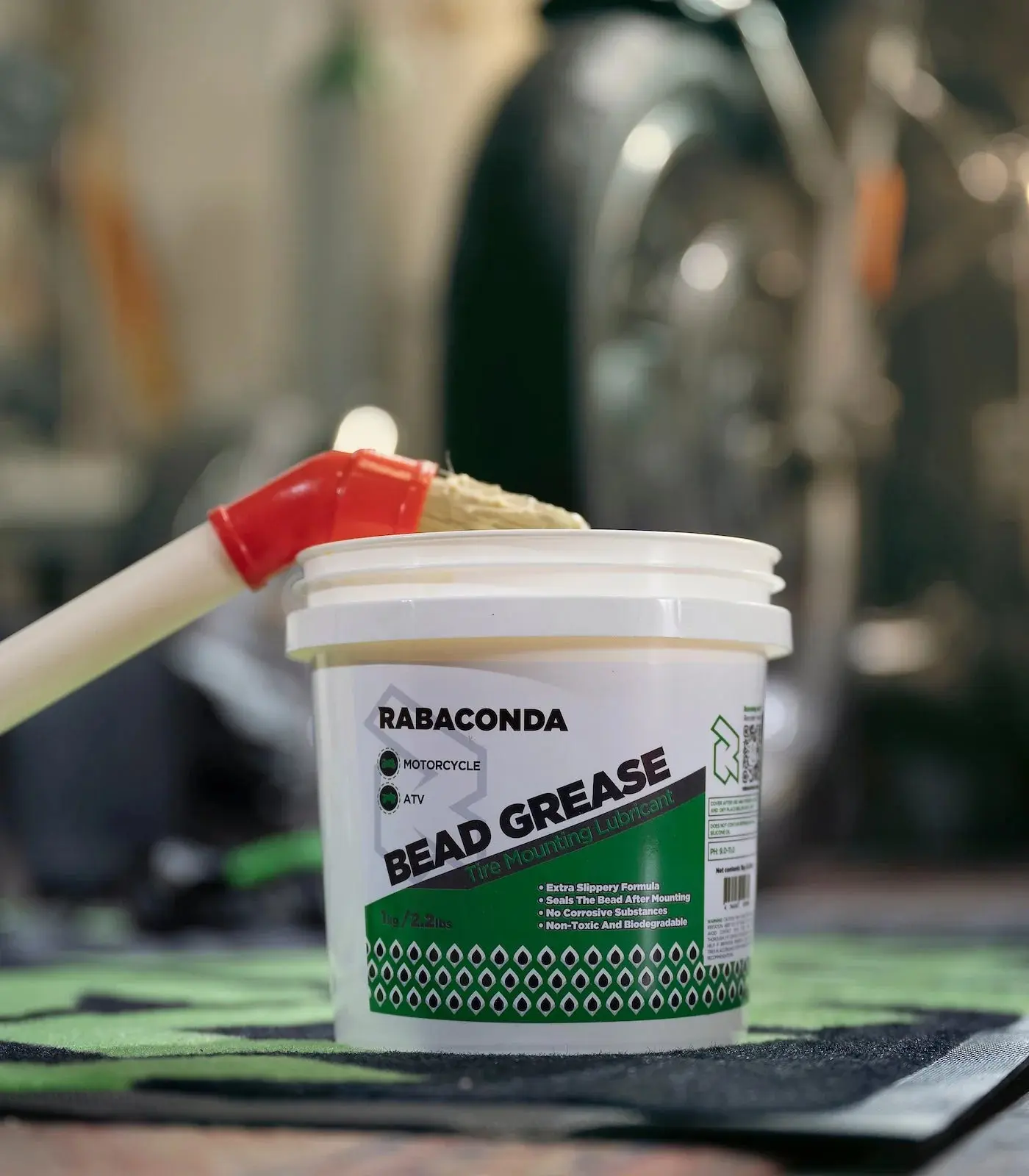 Rabaconda Bead Grease Tire Mounting Lubricant - 2.2 lbs. - Image 2