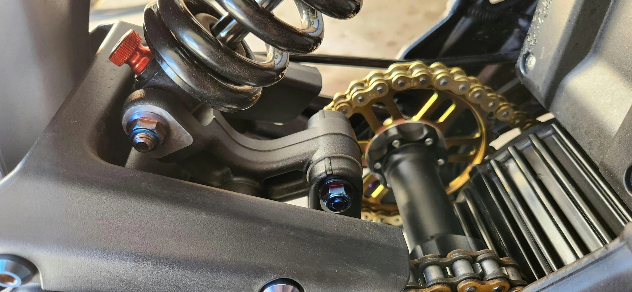 Rear Suspension/ Linkage Titanium Bolt Kit for E-Ride Pro ERP - Image 10