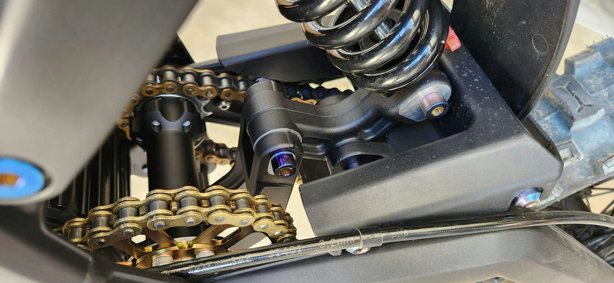 Rear Suspension/ Linkage Titanium Bolt Kit for E-Ride Pro ERP - Image 9