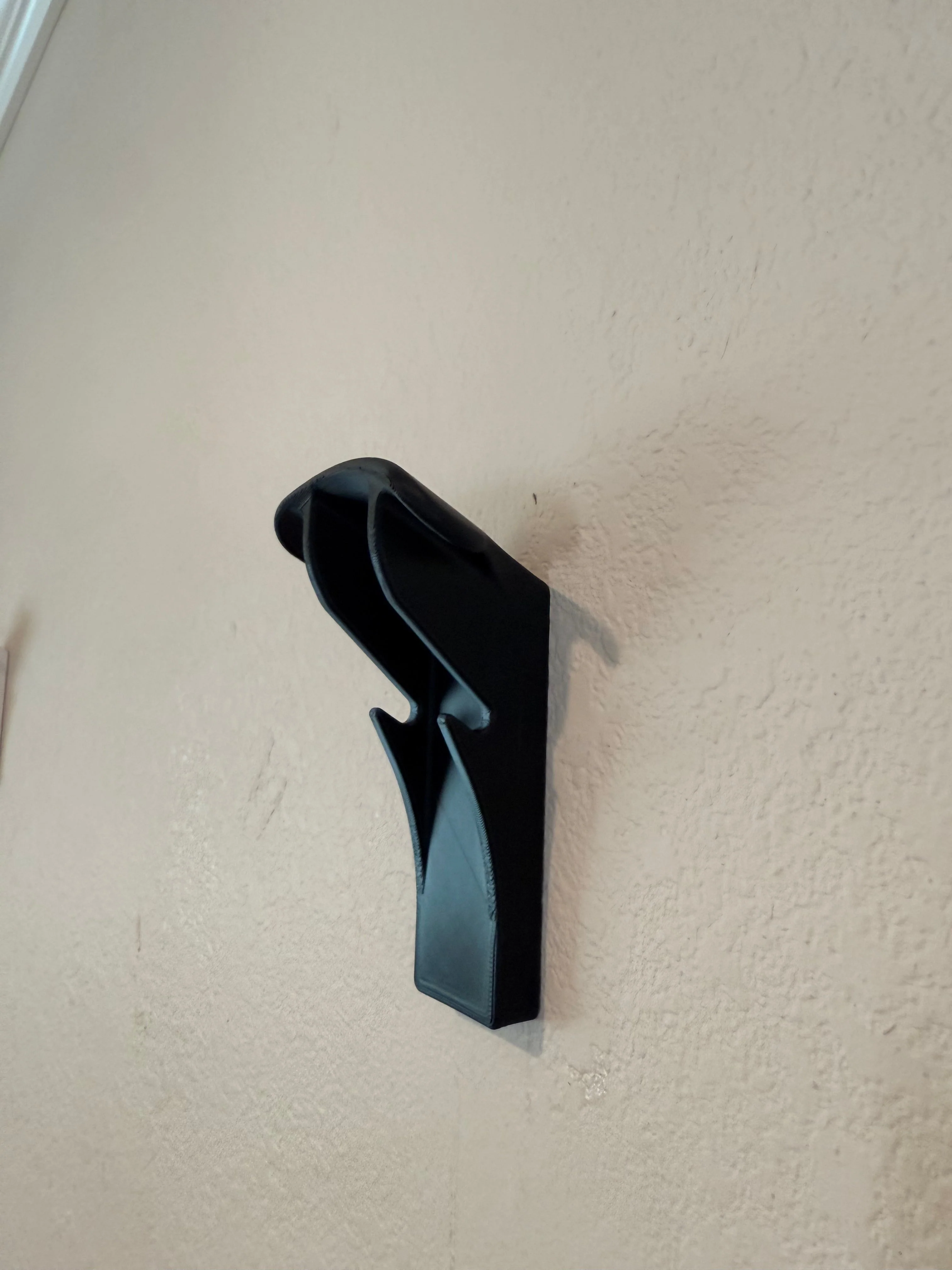 Slim- Flush Motorcycle Helmet Wall Mount - Image 3