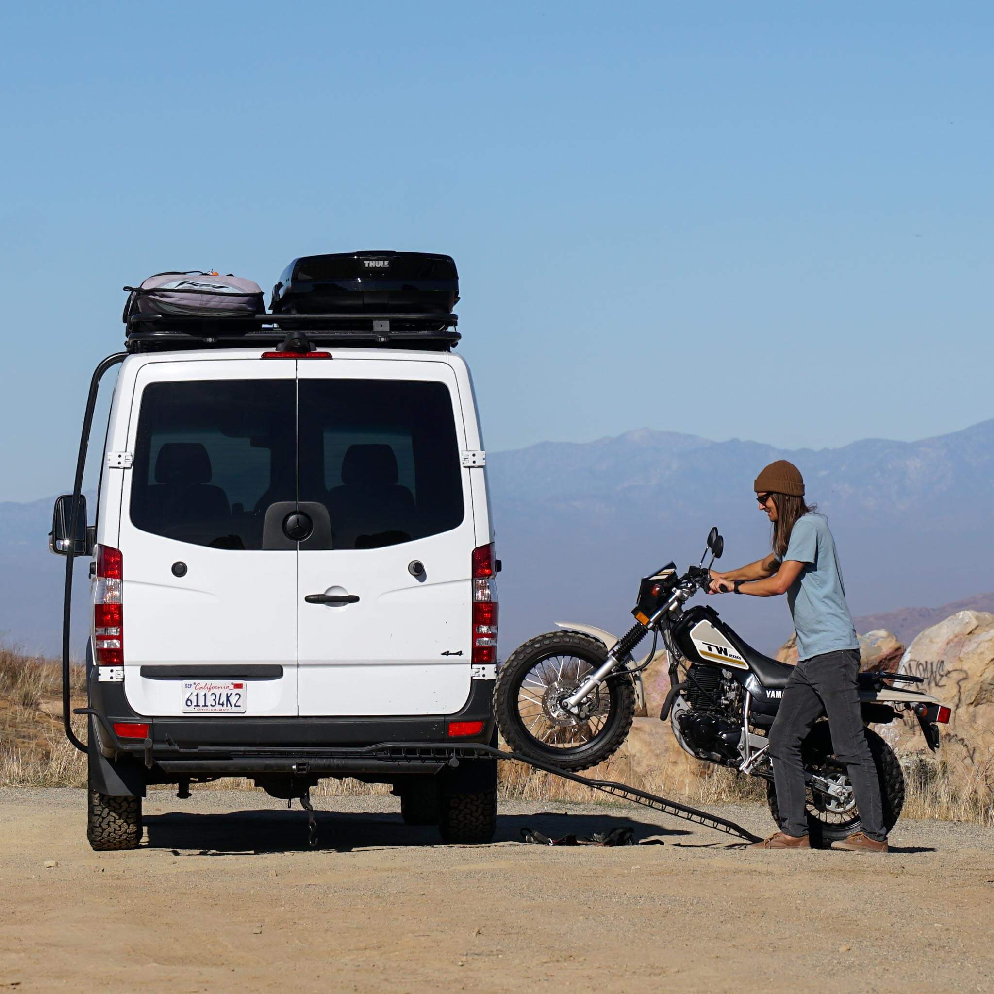 MotoTote Sport Motorcycle Hitch Carrier - Image 12
