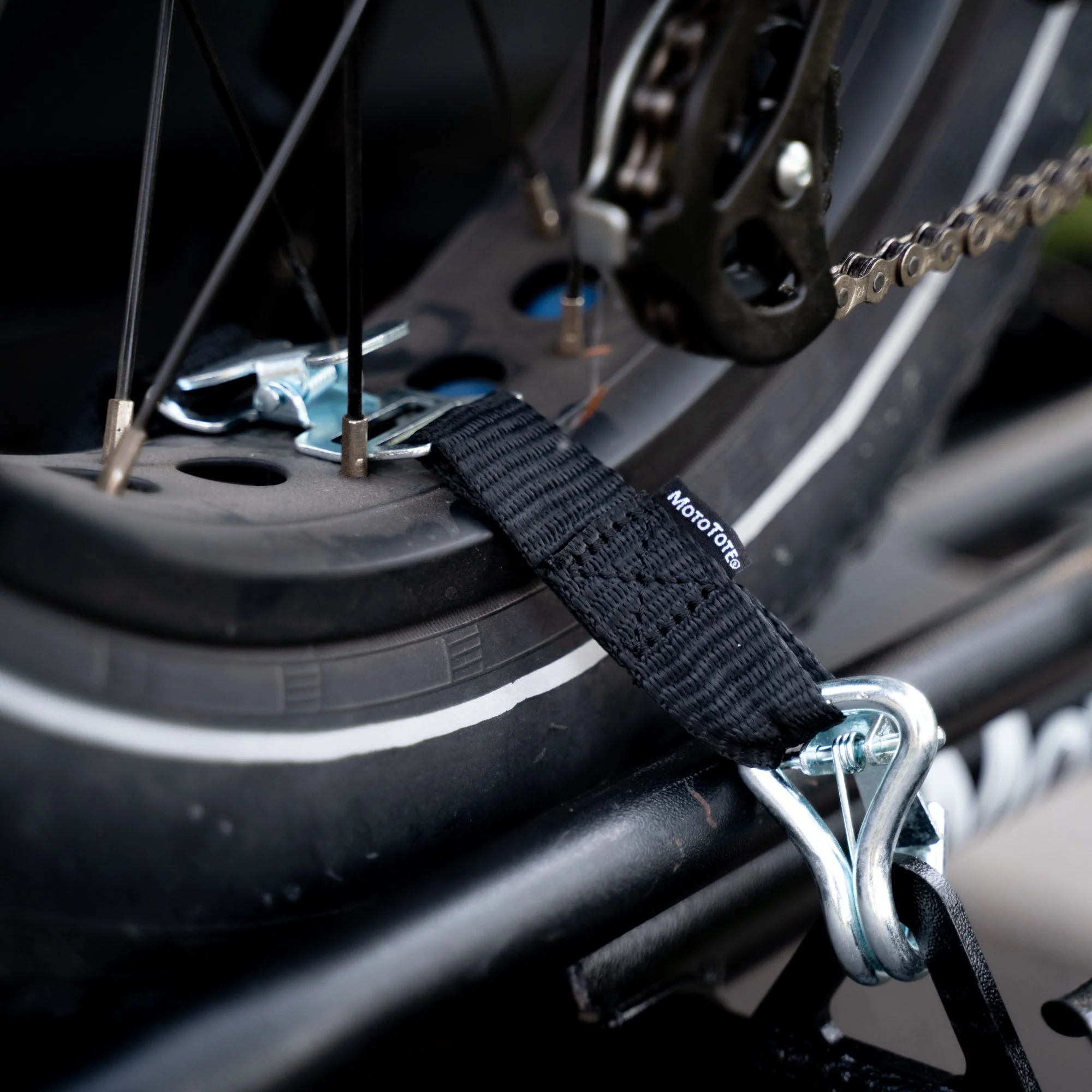 MotoTote TireBelt Rear Tire Tie-Down - Image 3
